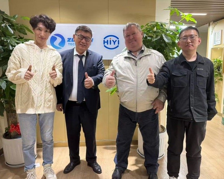 Ag leathnú isteach i Margadh Lár na hÁise, thug Custaiméirí Kazakhstani cuairt ar Zetron Technology chun Todhchaí Nua do Shábháilteacht Gáis a Iniúchadh
